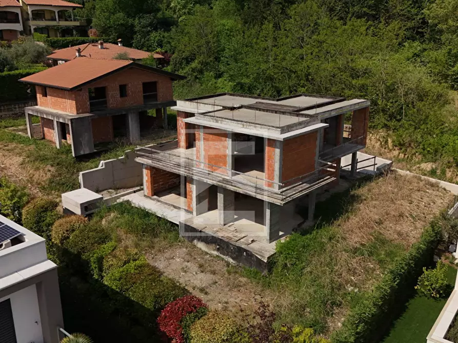Immagine 5 di Villa in vendita  in via monte a Calvagese Della Riviera