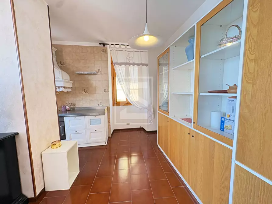 Immagine 10 di Appartamento in vendita  in via XXIV maggio 10 a Gargnano