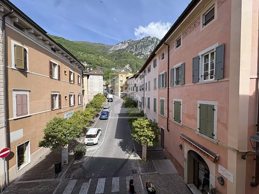 Immagine 23 di Appartamento in vendita  in via XXIV maggio 10 a Gargnano