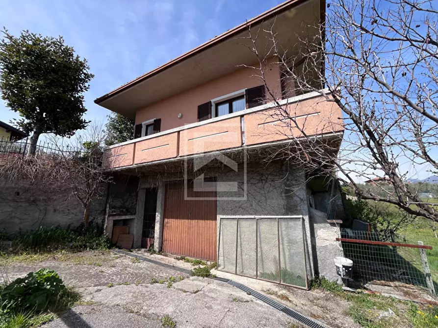 Immagine 41 di Villa in vendita  in Via valle 42 a Calvagese Della Riviera