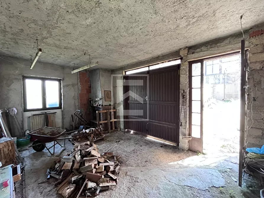 Immagine 39 di Villa in vendita  in Via valle 42 a Calvagese Della Riviera