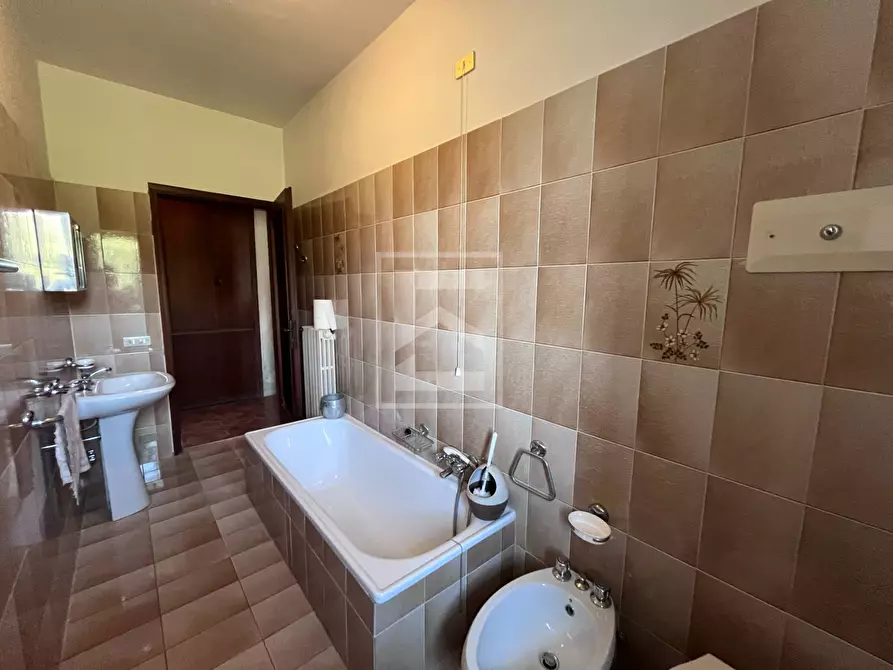 Immagine 32 di Villa in vendita  in Via valle 42 a Calvagese Della Riviera