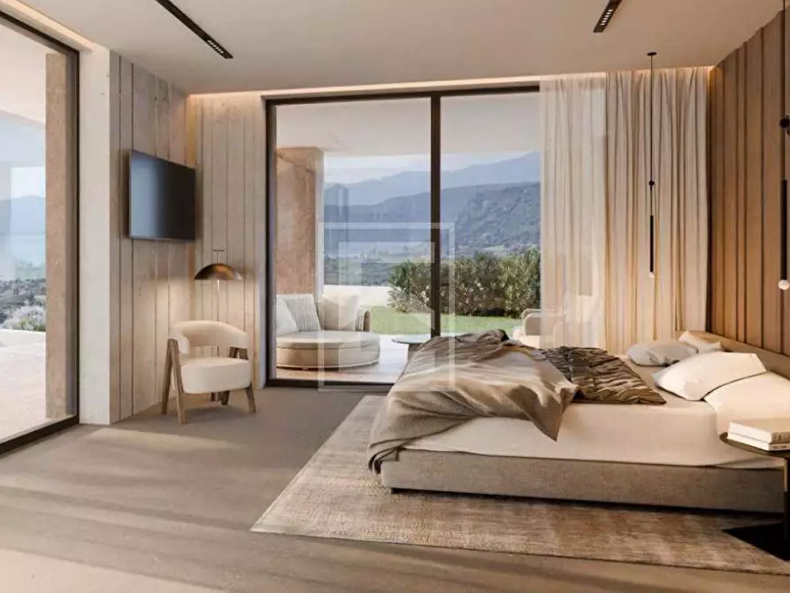 Immagine 9 di Villa in vendita  in Via Lazise 1 a Lonato del Garda