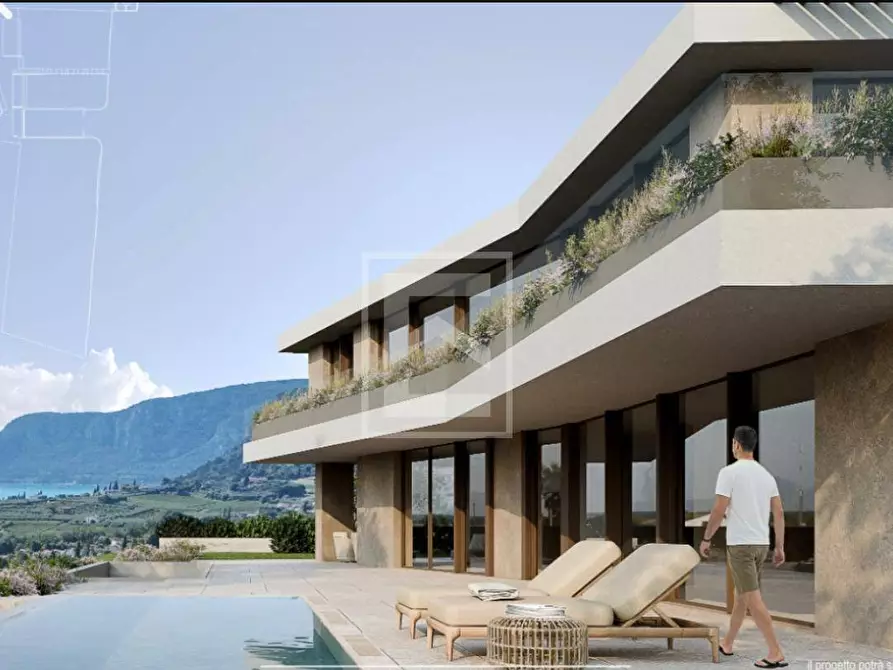 Immagine 1 di Villa in vendita  in Via Lazise 1 a Lonato del Garda