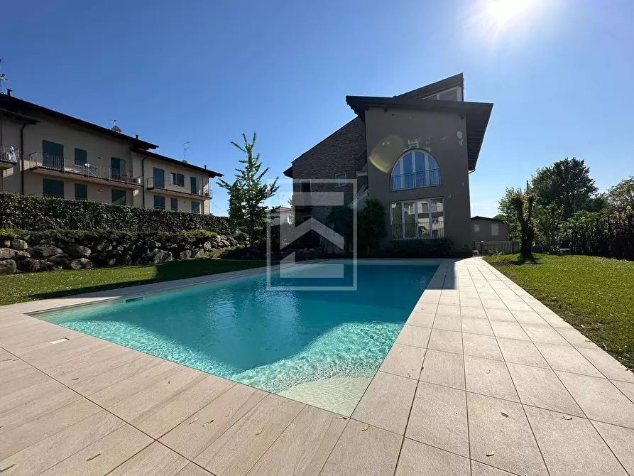 Immagine 8 di Appartamento in vendita  in via Madonna a Calvagese Della Riviera