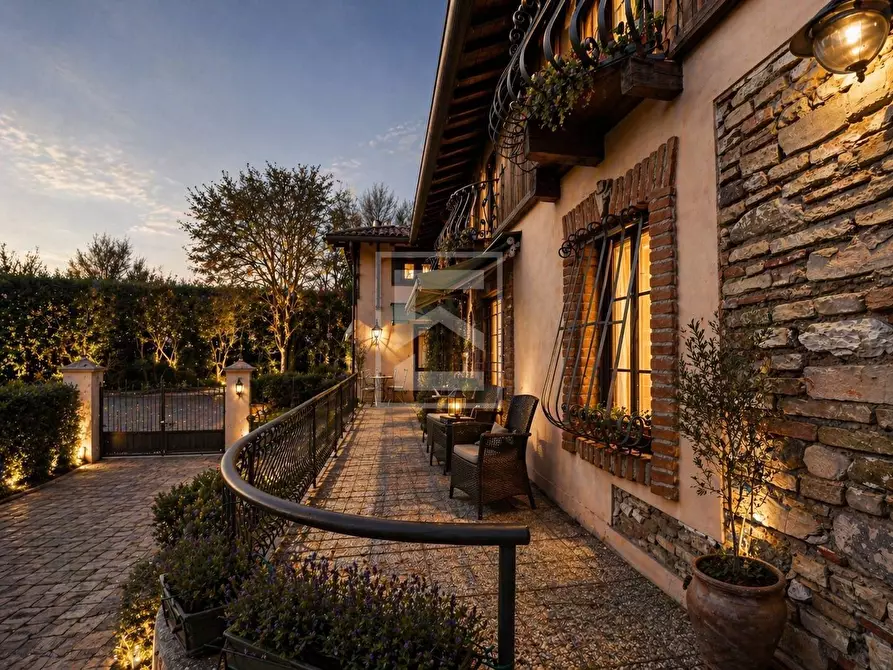Immagine 9 di Casa indipendente in vendita  in Ugo Foscolo a Desenzano Del Garda