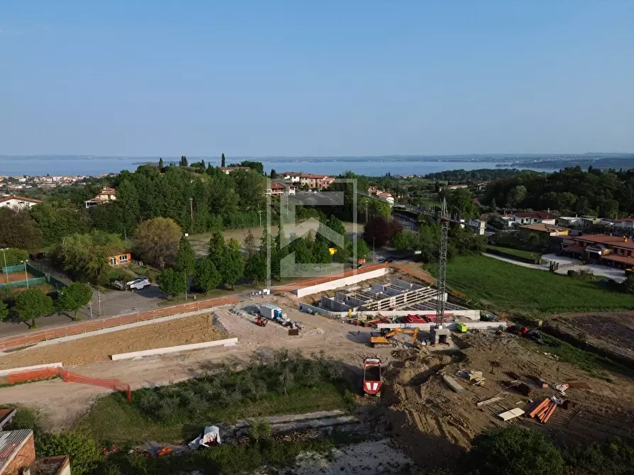 Immagine 5 di Appartamento in vendita  in via castellana a Calvagese Della Riviera
