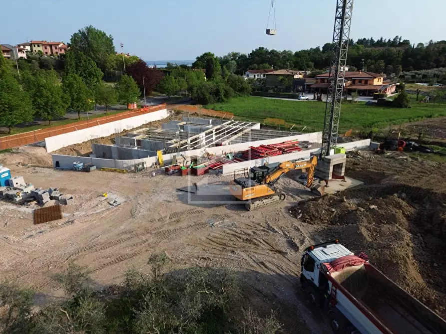 Immagine 2 di Appartamento in vendita  in via castellana a Calvagese Della Riviera