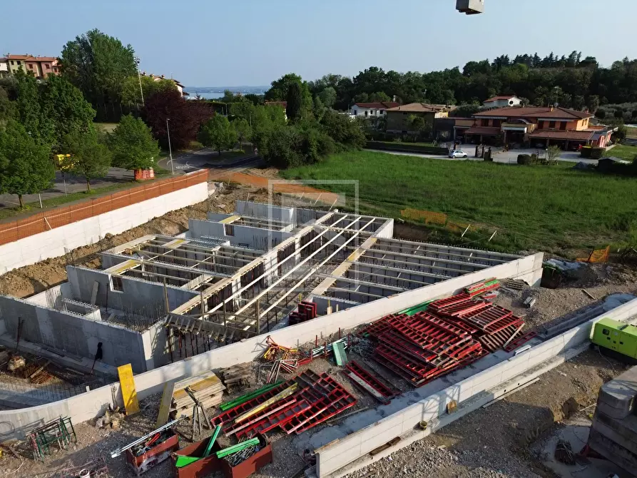 Immagine 3 di Appartamento in vendita  in via castellana a Calvagese Della Riviera