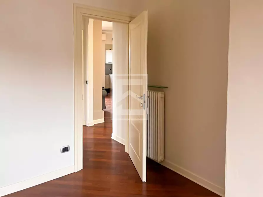 Immagine 26 di Appartamento in vendita  in via villa del sole 9 a Desenzano Del Garda
