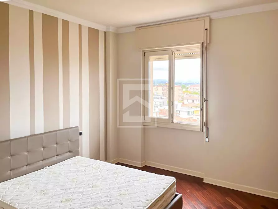 Immagine 13 di Appartamento in vendita  in via villa del sole 9 a Desenzano Del Garda