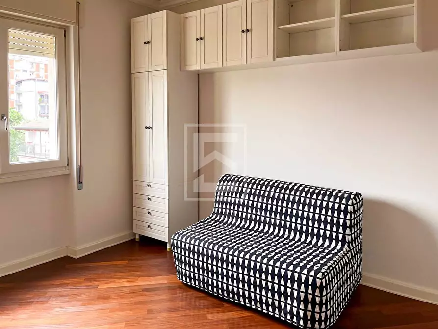 Immagine 29 di Appartamento in vendita  in via villa del sole 9 a Desenzano Del Garda