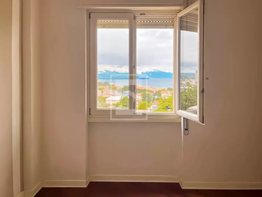 Immagine 14 di Appartamento in vendita  in via villa del sole 9 a Desenzano Del Garda