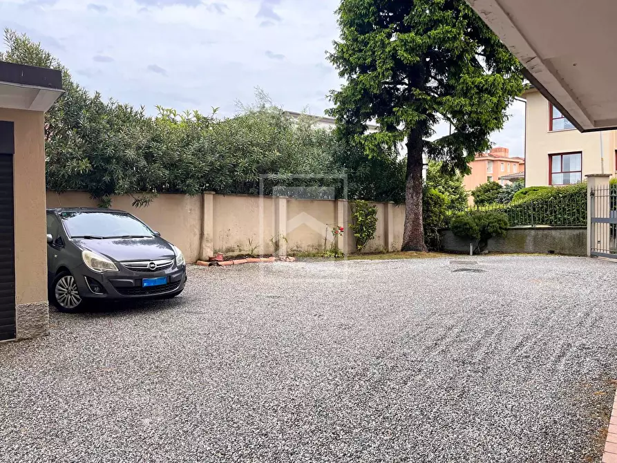 Immagine 35 di Appartamento in vendita  in via villa del sole 9 a Desenzano Del Garda