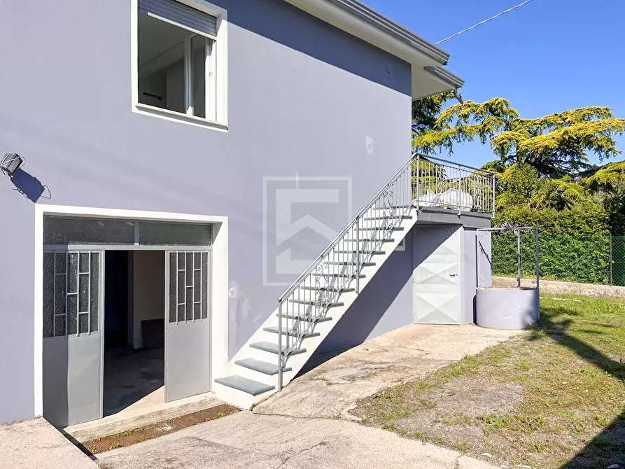 Immagine 31 di Casa indipendente in vendita  in grezze 27 a Desenzano Del Garda