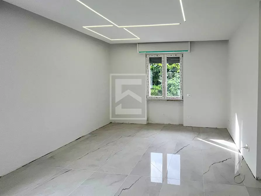 Immagine 25 di Casa indipendente in vendita  in grezze 27 a Desenzano Del Garda
