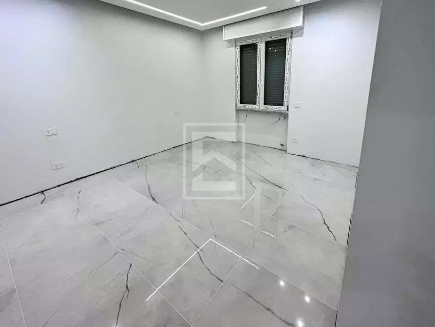 Immagine 28 di Casa indipendente in vendita  in grezze 27 a Desenzano Del Garda