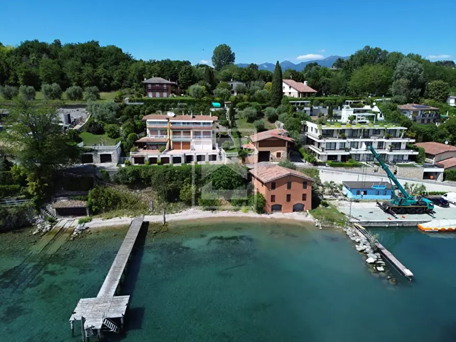 Immagine 25 di Appartamento in vendita  in Via T. Tasso a Calvagese Della Riviera