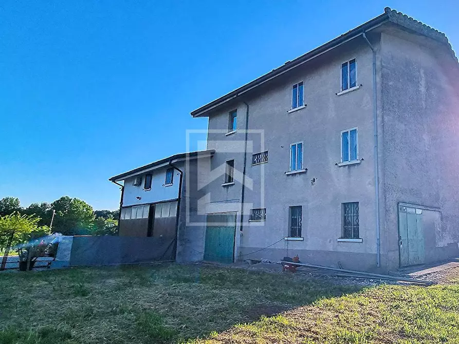 Immagine 5 di Rustico / casale in vendita  in Località Pozzoi a Cavaion Veronese