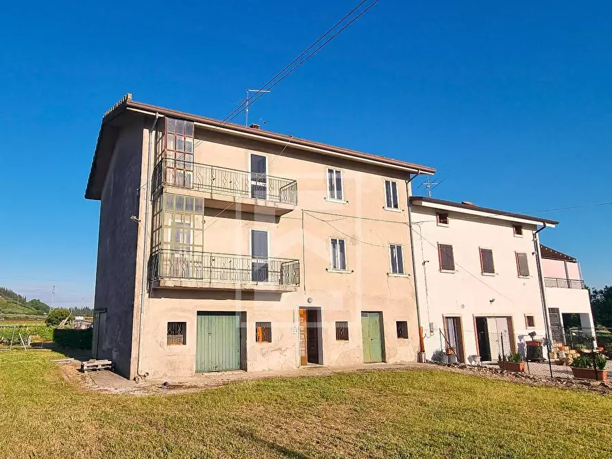 Immagine 1 di Rustico / casale in vendita  in Località Pozzoi a Cavaion Veronese
