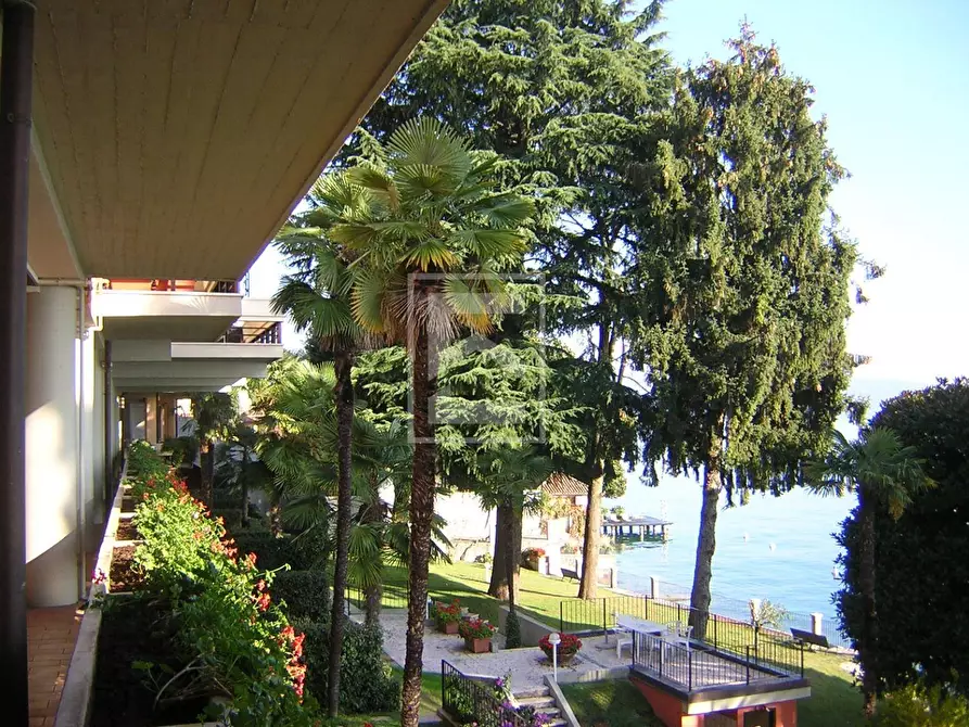 Immagine 4 di Appartamento in vendita  in via Zanardelli 228 a Gardone Riviera