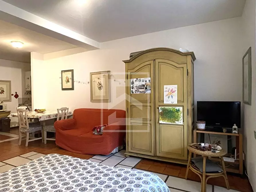 Immagine 16 di Appartamento in vendita  in via Zanardelli 228 a Gardone Riviera