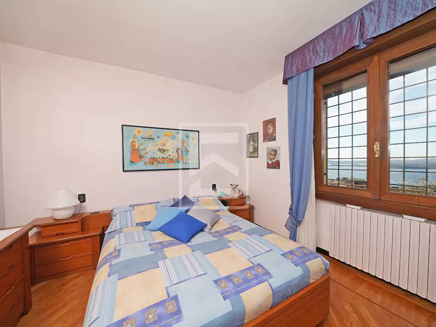 Immagine 10 di Villa in vendita  in Via Belvedere a Gardone Riviera