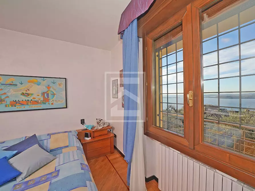Immagine 11 di Villa in vendita  in Via Belvedere a Gardone Riviera