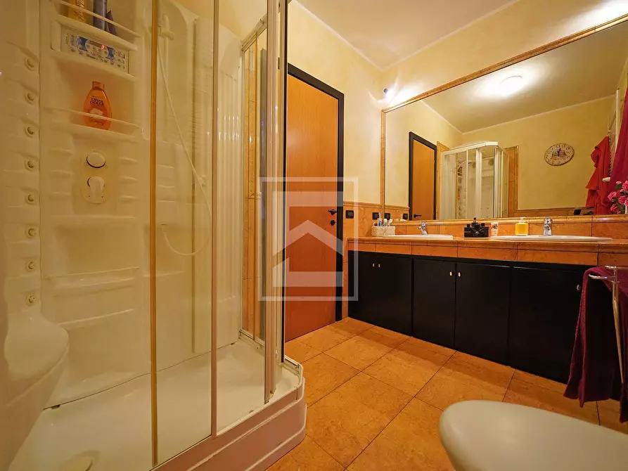 Immagine 13 di Villa in vendita  in Via Belvedere a Gardone Riviera
