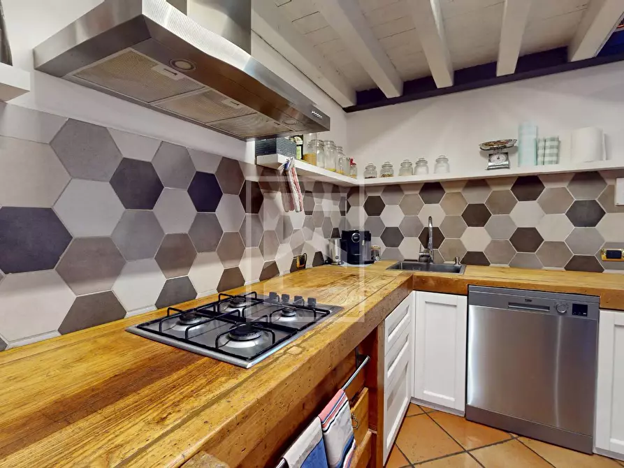 Immagine 10 di Casa semindipendente in vendita  in Località Varone 3 a Desenzano Del Garda