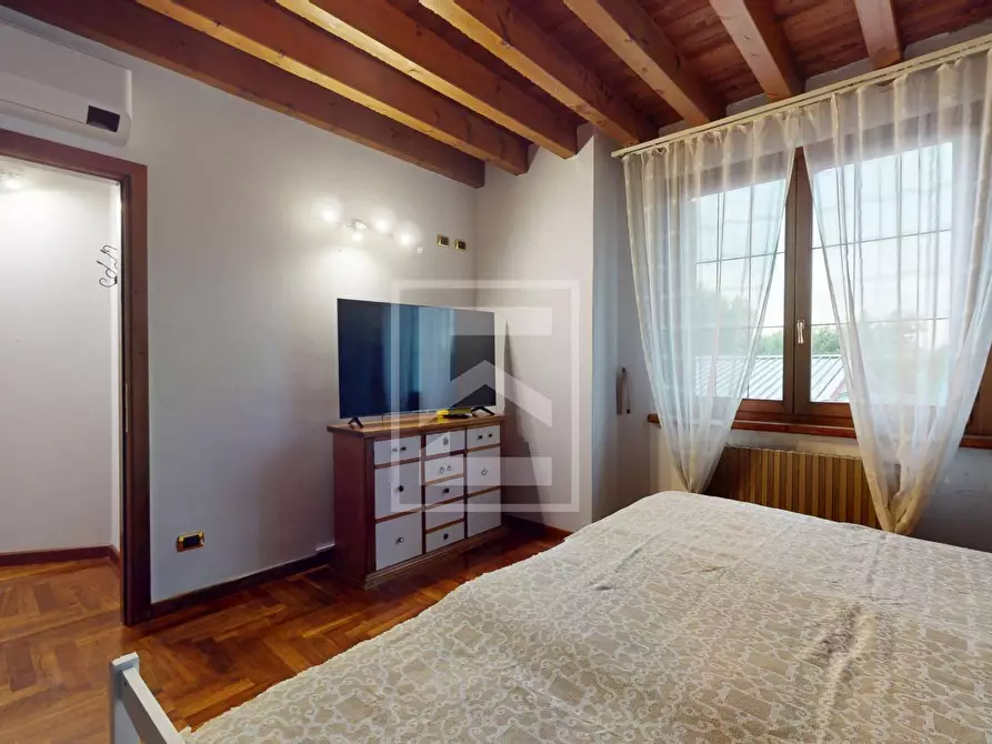 Immagine 19 di Casa semindipendente in vendita  in Località Varone 3 a Desenzano Del Garda