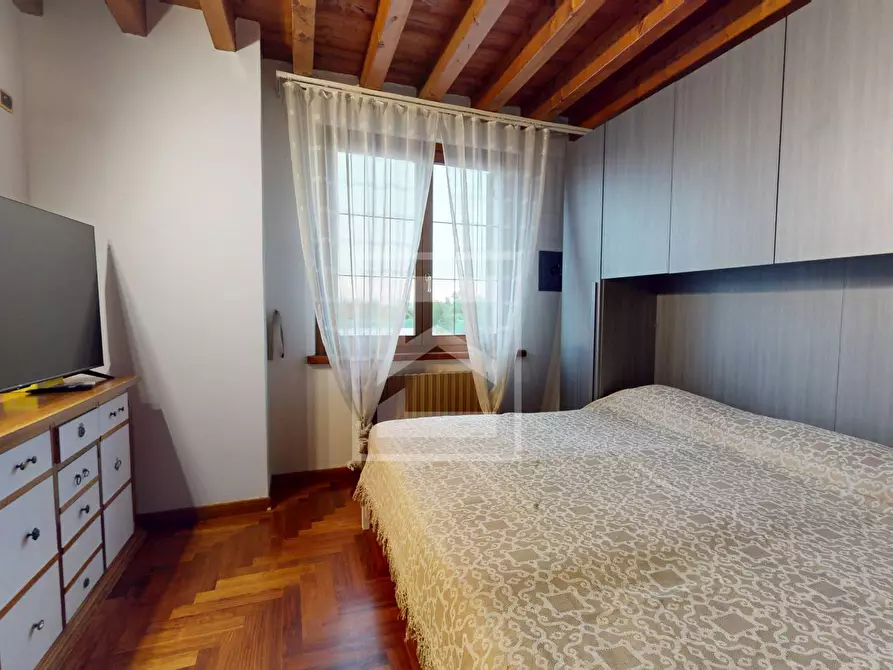 Immagine 20 di Casa semindipendente in vendita  in Località Varone 3 a Desenzano Del Garda