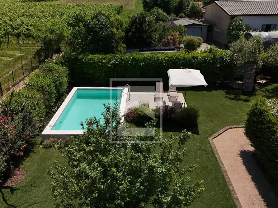 Immagine 5 di Casa semindipendente in vendita  in Località Varone 3 a Desenzano Del Garda