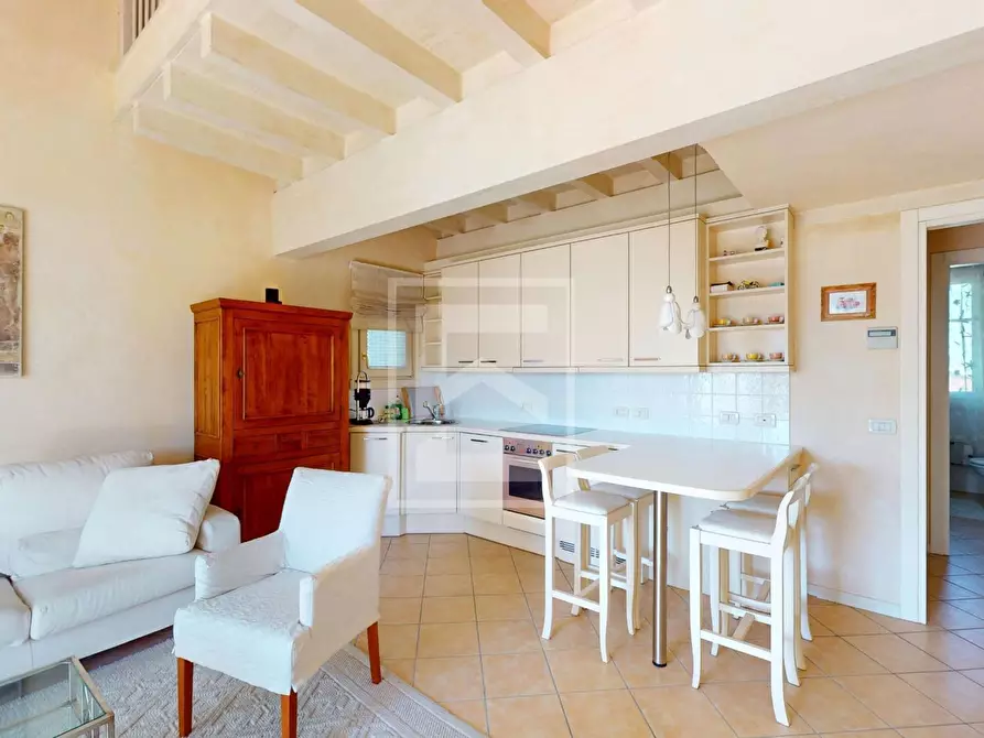 Immagine 2 di Appartamento in vendita  in Località Sermana 1 a Peschiera Del Garda