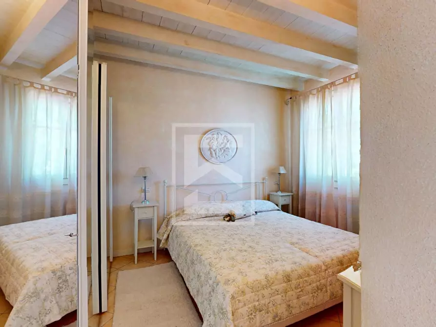Immagine 18 di Appartamento in vendita  in Località Sermana 1 a Peschiera Del Garda