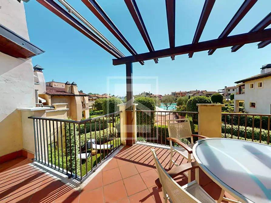 Immagine 4 di Appartamento in vendita  in Località Sermana 1 a Peschiera Del Garda