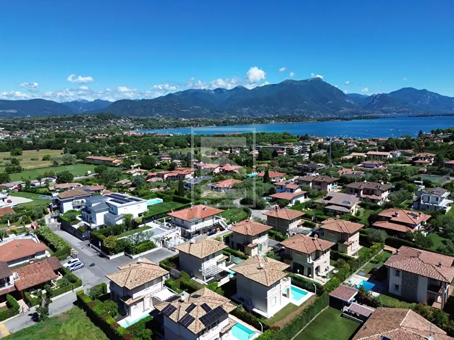 Immagine 2 di Villa in vendita  in VIA GAZZOLO 6B a Calvagese Della Riviera