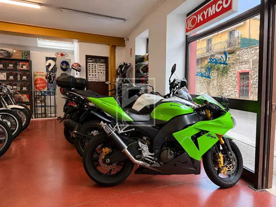 Immagine 7 di Attività commerciale in vendita  in Via Brunati 56 a Salò