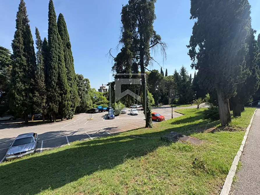 Immagine 20 di Appartamento in vendita  in VIA VITTORIALE 11 a Gardone Riviera