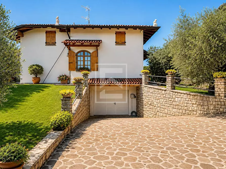 Immagine 14 di Villa in vendita  in VIA PERGOLA 36 a Calvagese Della Riviera