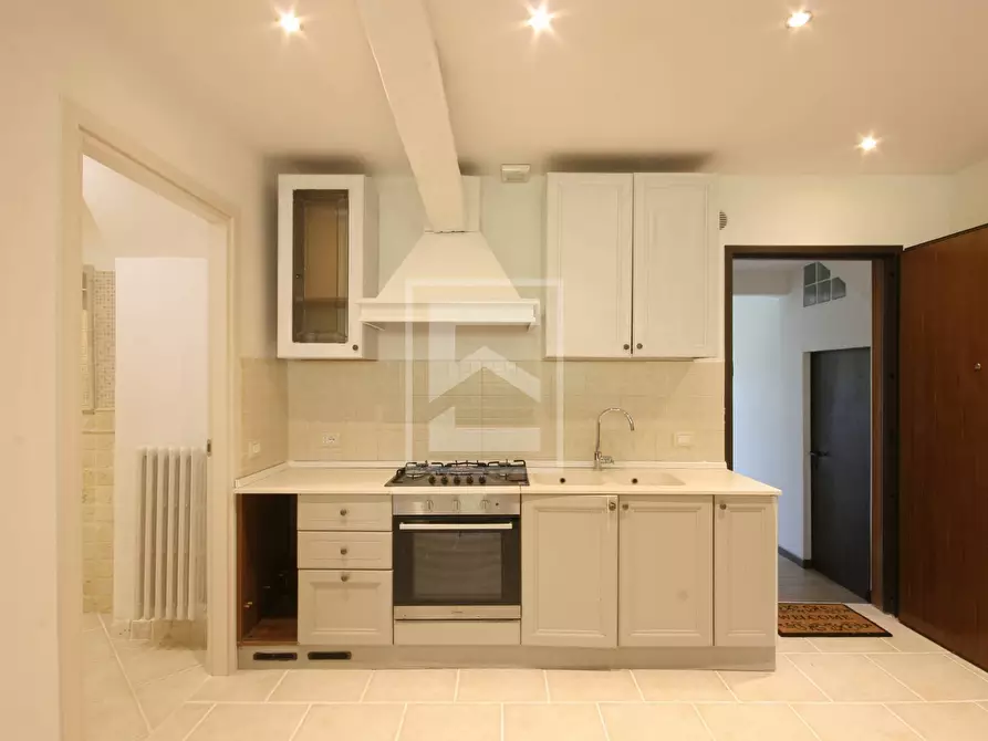 Immagine 2 di Appartamento in vendita  in VIA VITTORIALE 11 a Gardone Riviera