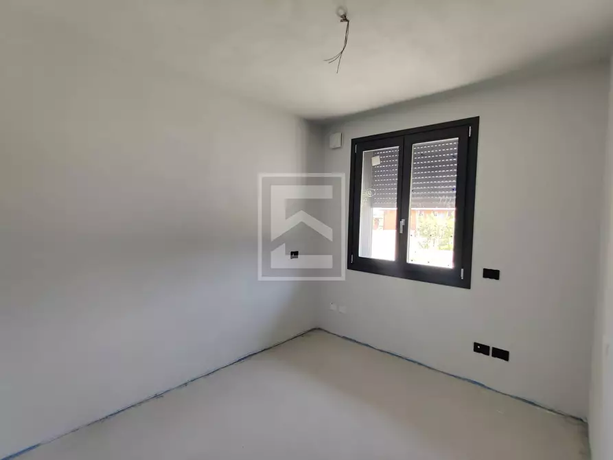 Immagine 17 di Appartamento in vendita  in vai iv novembre a Polpenazze Del Garda