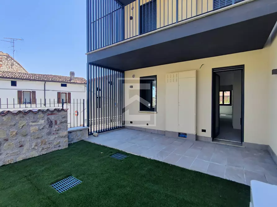 Immagine 1 di Appartamento in vendita  in vai iv novembre a Polpenazze Del Garda