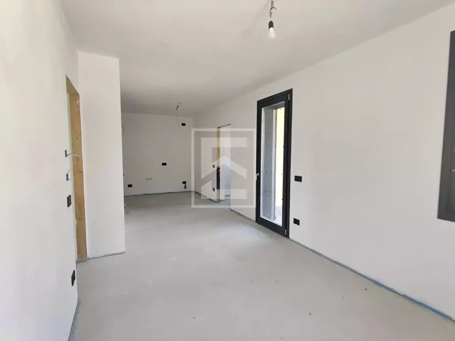 Immagine 8 di Appartamento in vendita  in vai iv novembre a Polpenazze Del Garda