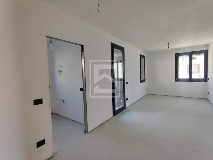 Immagine 10 di Appartamento in vendita  in vai iv novembre a Polpenazze Del Garda