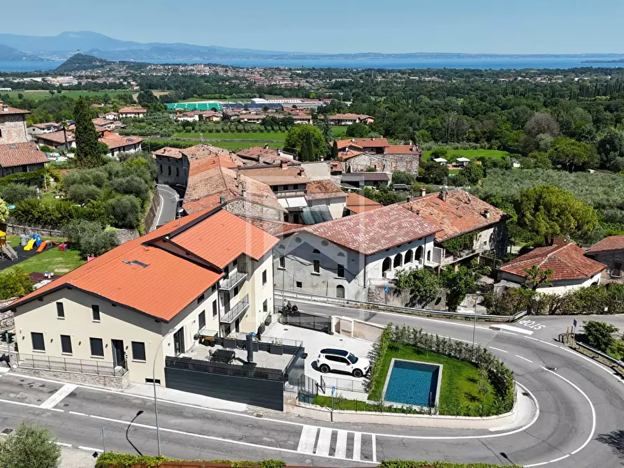 Immagine 2 di Appartamento in vendita  in vai iv novembre a Polpenazze Del Garda