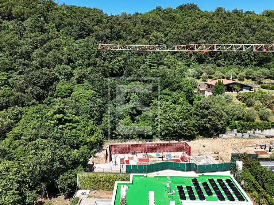 Immagine 2 di Villa in vendita  in via Ronchi a Padenghe Sul Garda