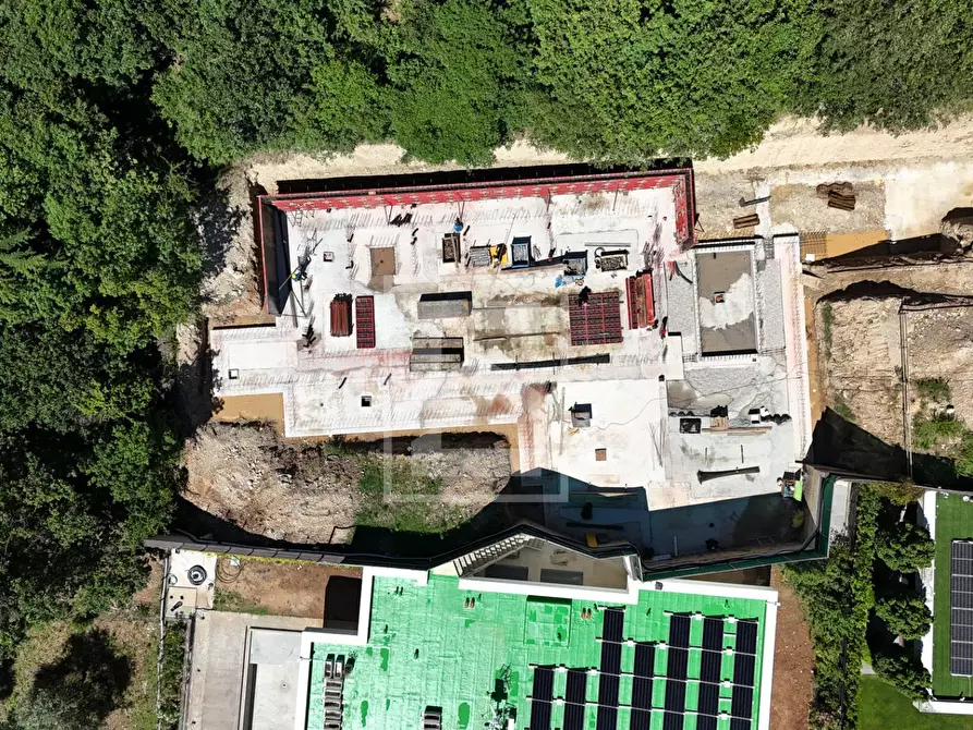 Immagine 3 di Villa in vendita  in via Ronchi a Padenghe Sul Garda