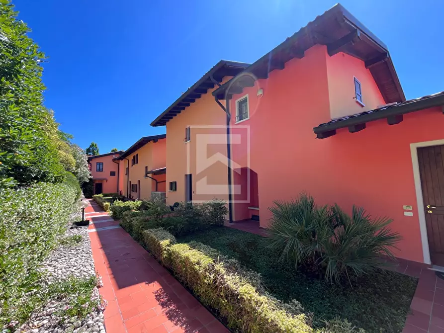 Immagine 2 di Villetta a schiera in vendita  in via castellana 61 a Calvagese Della Riviera