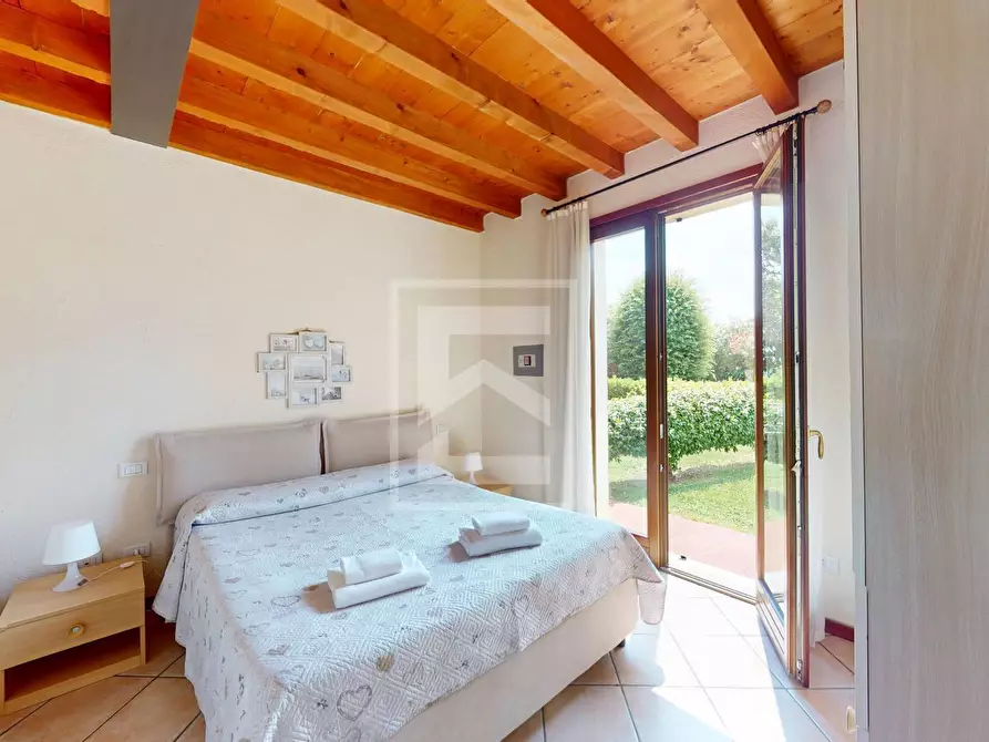 Immagine 7 di Appartamento in vendita  in Località Sermana 1 a Peschiera Del Garda
